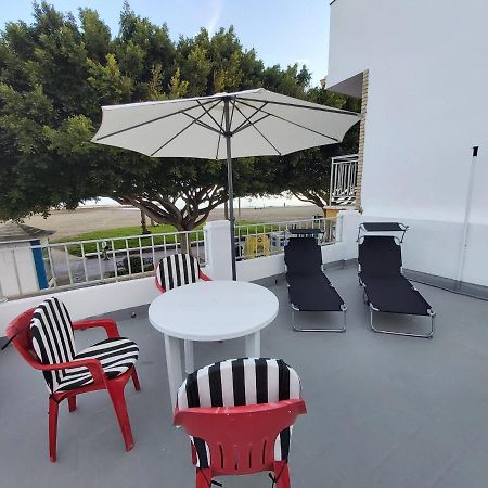 Beachfront House Малага Экстерьер фото
